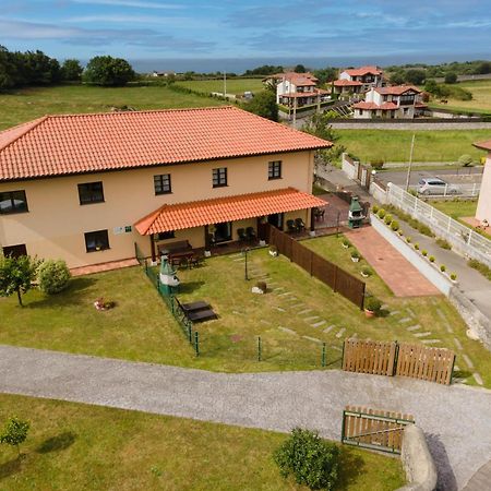 Apartamentos El Acebo Navés エクステリア 写真