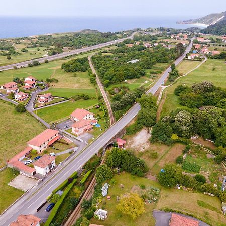Apartamentos El Acebo Navés エクステリア 写真