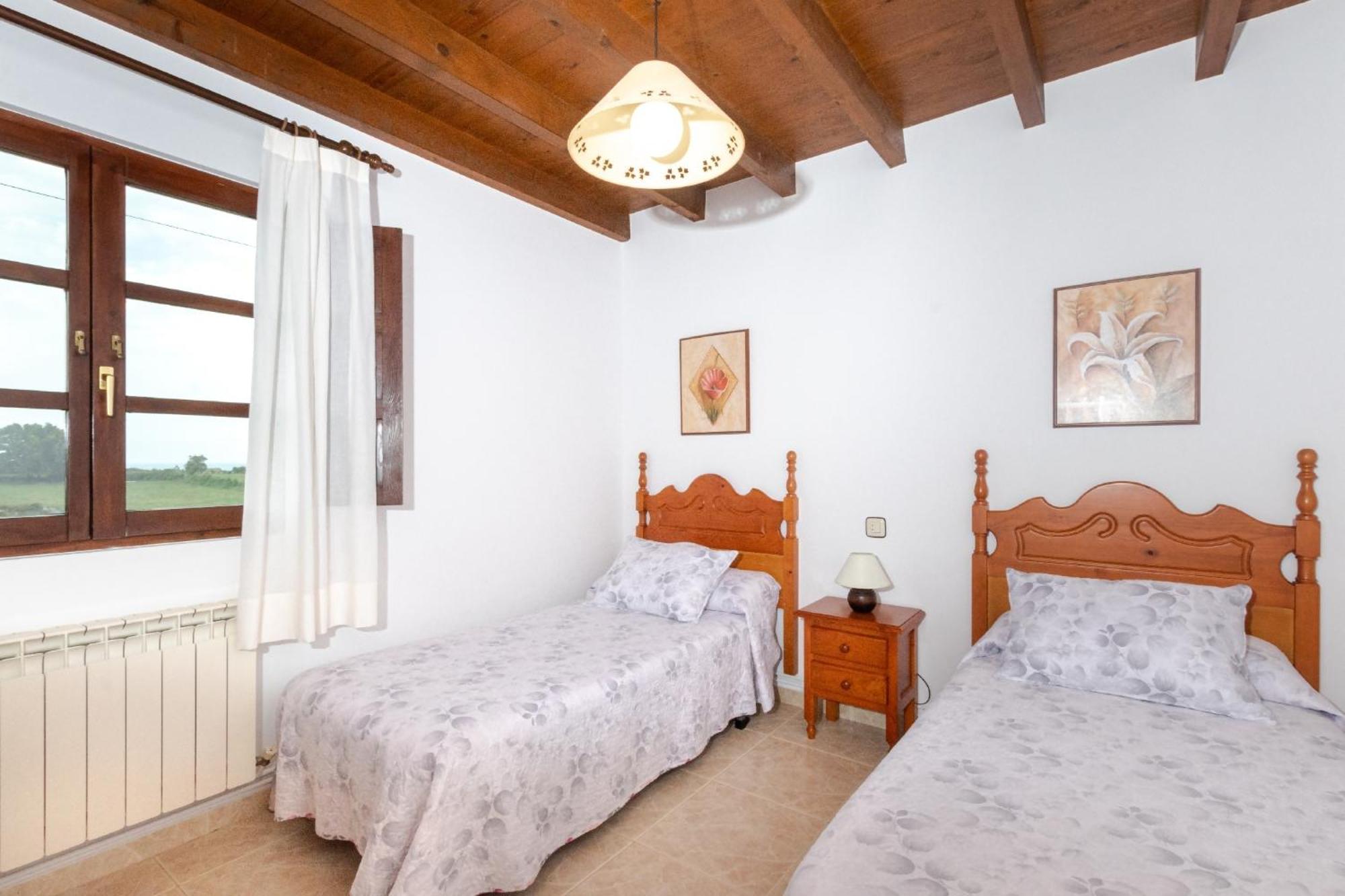 Apartamentos El Acebo Navés エクステリア 写真